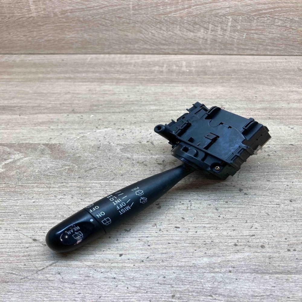173647   Wiper control stalk Toyota Yaris