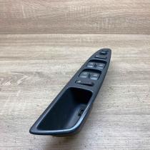 30638694 02W375  Electric window control switch Volvo S40, V40