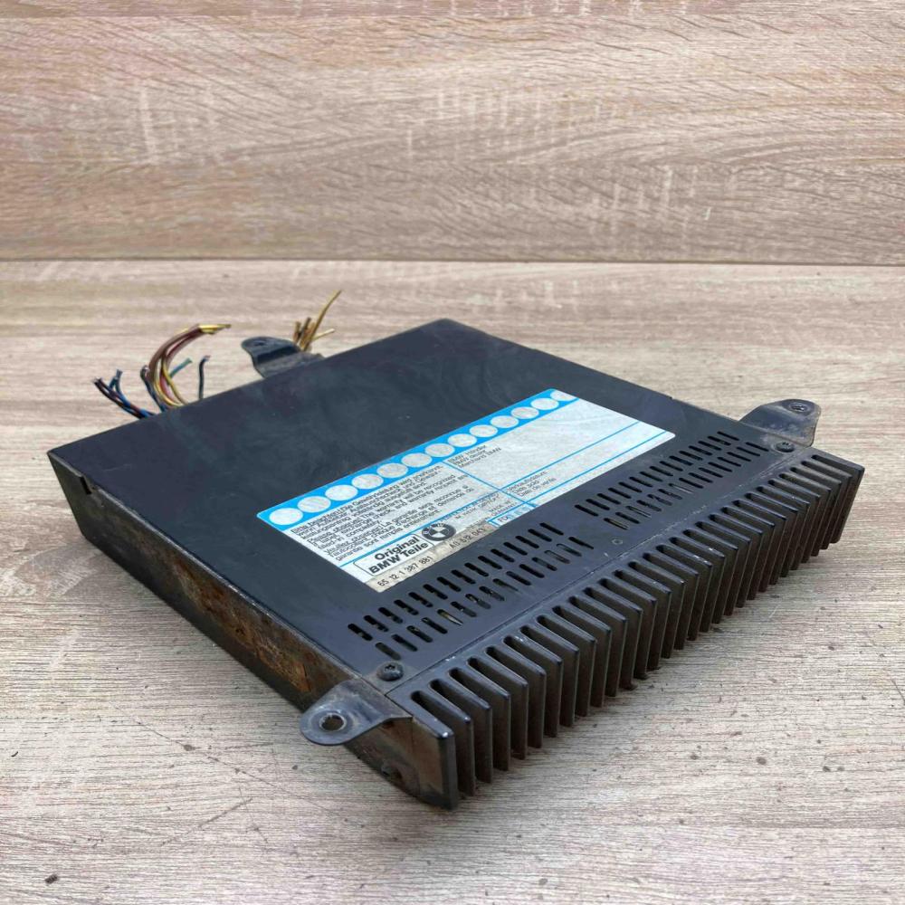 1387881   Sound amplifier BMW 3 E36
