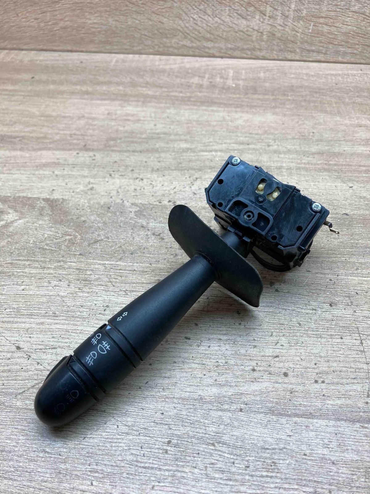 36998A E1064  Indicator stalk Renault Scenic I