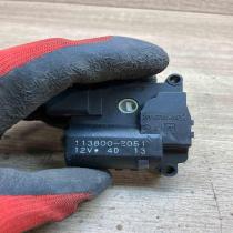 113800 2051   Air flap motor/actuator Nissan Almera N16