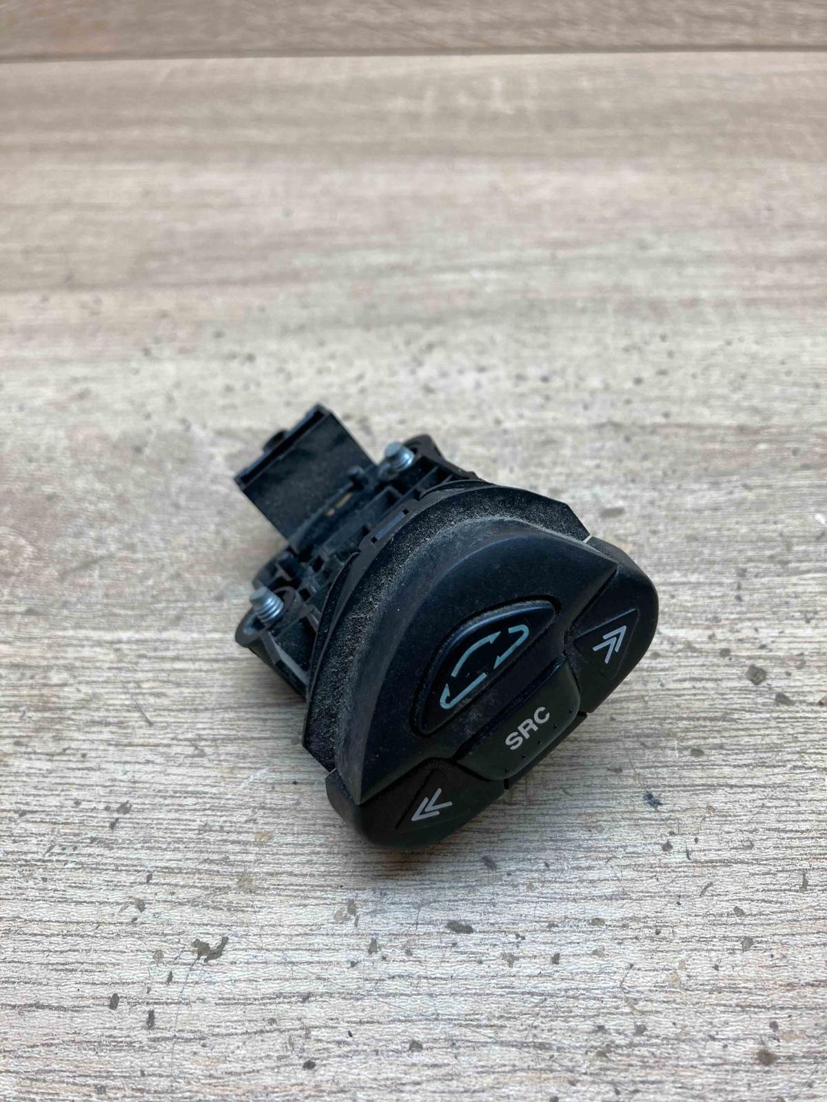 54355381P1   Other switches/knobs/shifts Nissan Almera N16