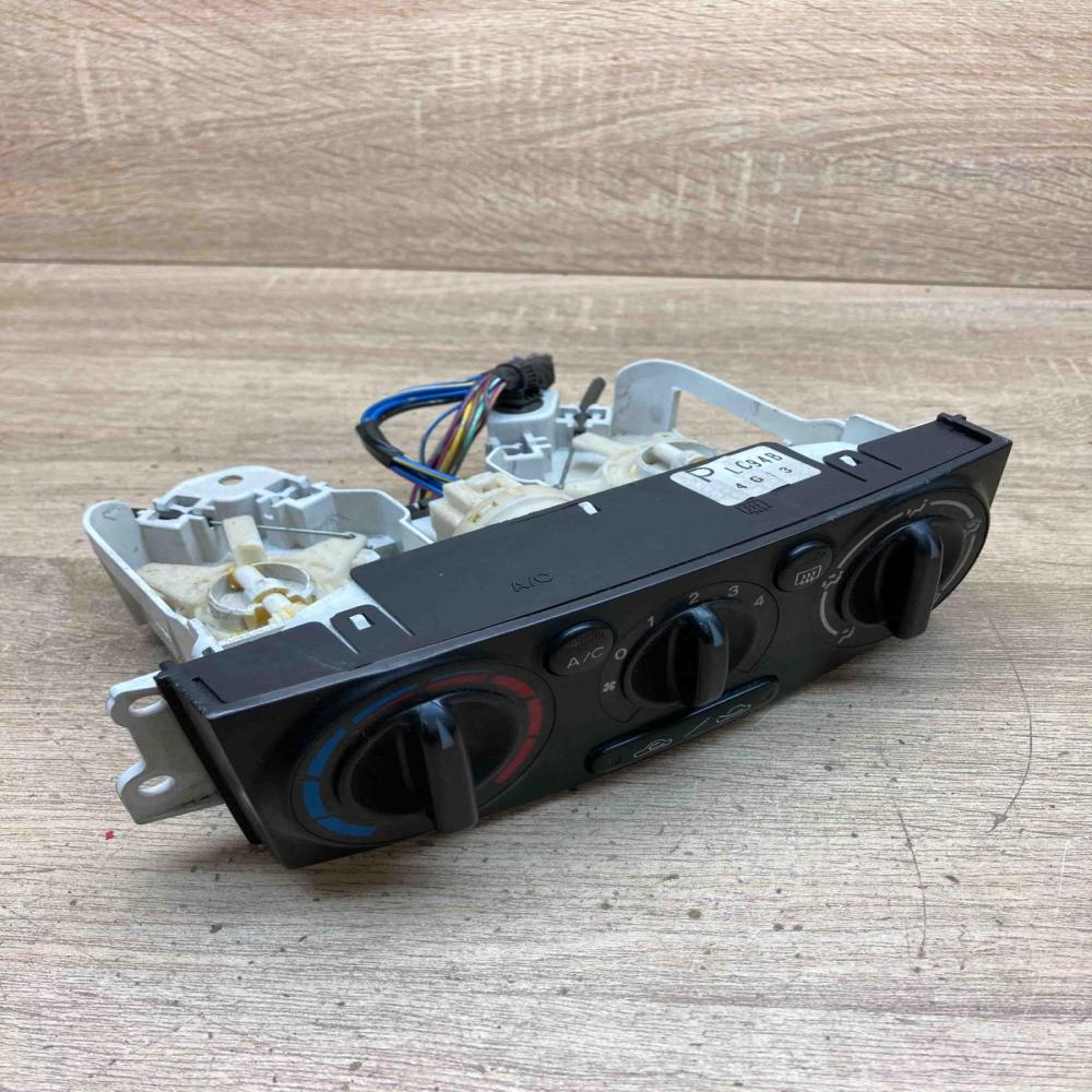 LC94B 4G13   Climate control unit Mazda 626