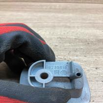 8235613 Z410  Parcel shelf load cover mount bracket BMW 5 E39