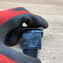 864W0120 93710 34100  Windscreen/window heater switch Hyundai Sonata