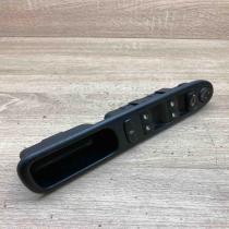 96351623XT   Electric window control switch Peugeot 307