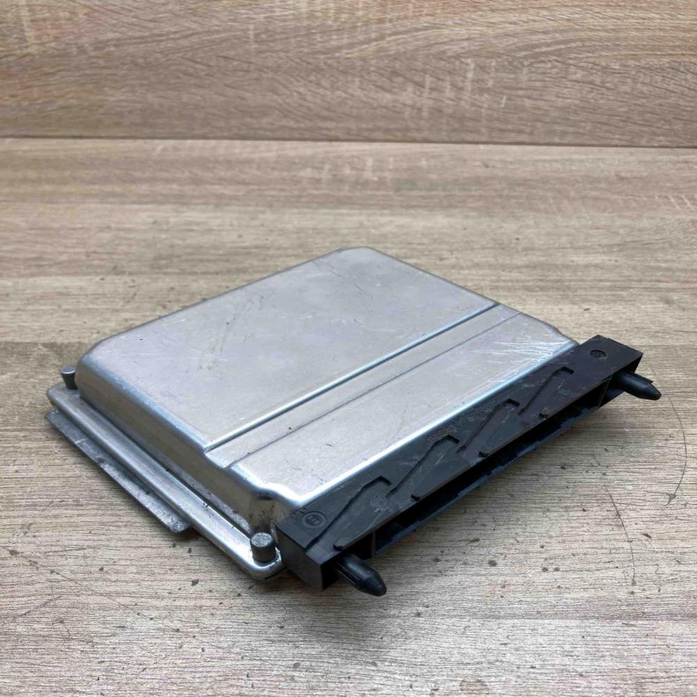 09496667A 0281001776  Engine control unit/module ECU Volvo S70  V70  V70 XC