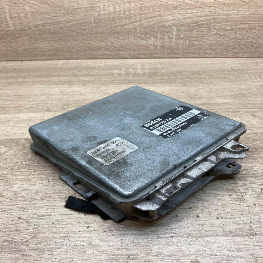 2247335 0281001711  Engine control unit/module ECU BMW 3 E36