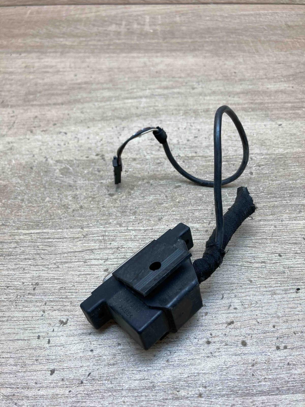 5470391   Tailgate strut BMW 7 F01 F02 F03 F04