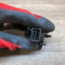 2246977   Air pressure sensor BMW 5 E39