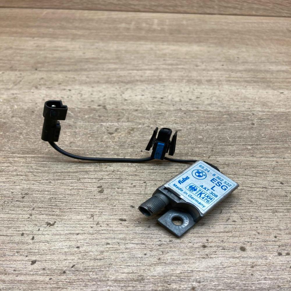 8362532   Antenna control unit BMW 5 E39
