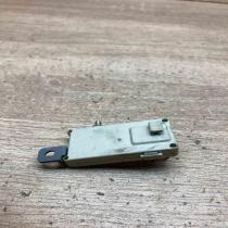 8368885   Aerial antenna amplifier BMW 5 E39