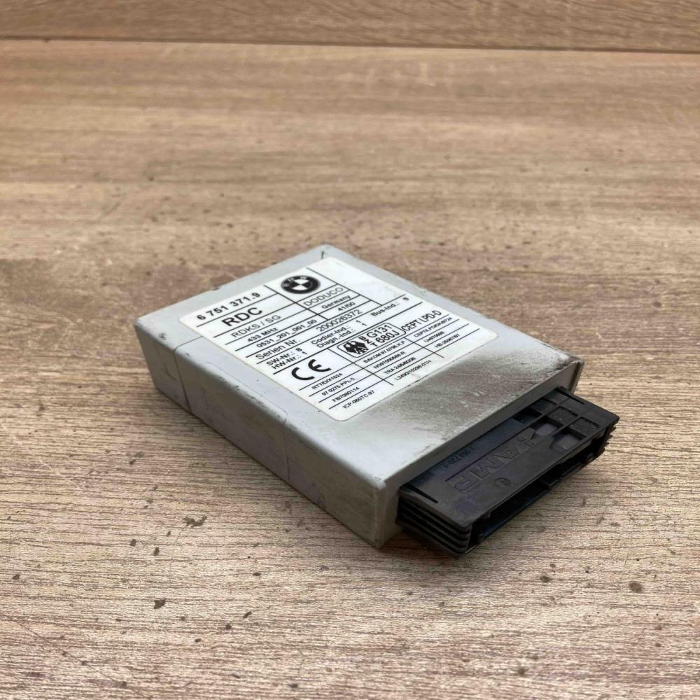 6751371  433Mhz Tire pressure control unit BMW 5 E39