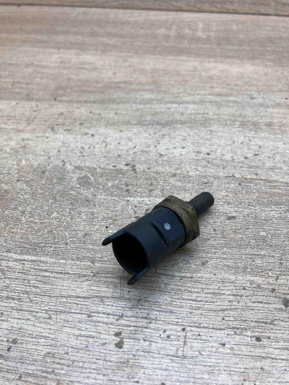 1703993   Coolant temperature sensor BMW 5 E39