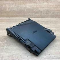 1K0937132F 0 1718006 1 Fuse Box Fuse module Volkswagen PASSAT B7