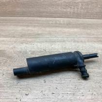 8377613   Headlight washer pump BMW 7 E65 E66