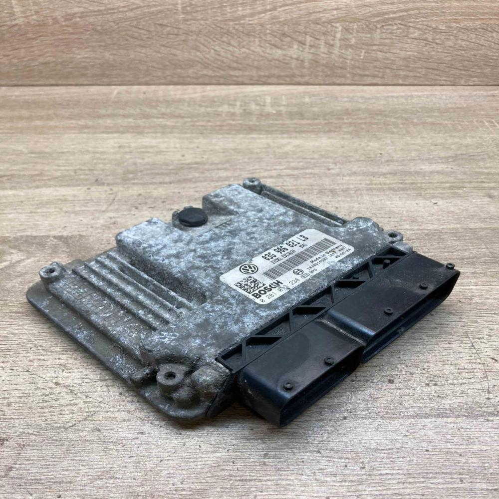 03G906021LB 0281013238 Used Engine control unit/module ECU Skoda Octavia Mk2 (1Z
