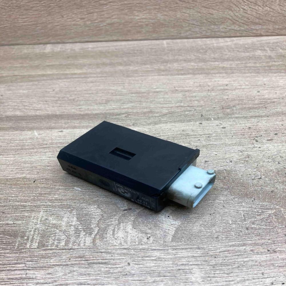 8352165   Door central lock control unit/module BMW 5 E39