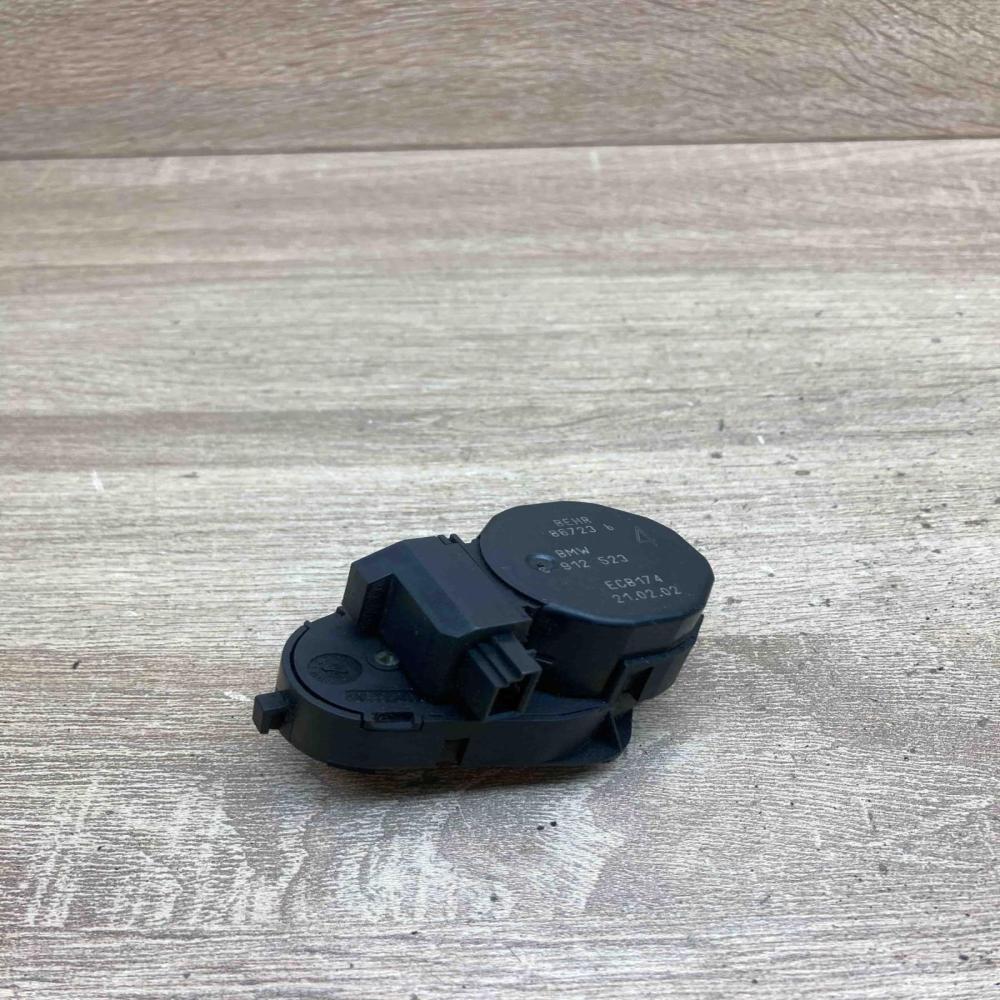 6912523 86723b Used Air flap motor/actuator BMW 3 E46