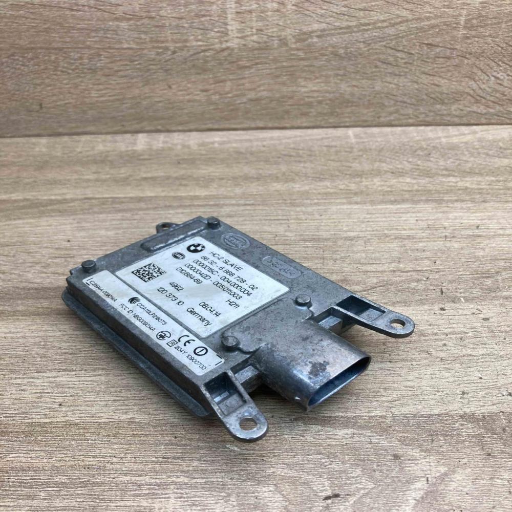 6868728 0000015C  Blind spot control module BMW 5 F10 F11