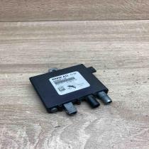 6906071 02 213675 10  Aerial antenna amplifier BMW 3 E46