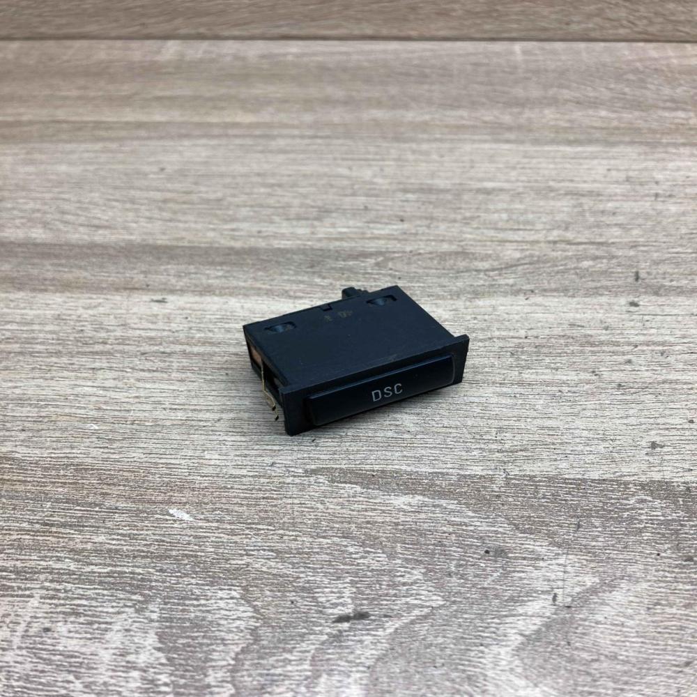 6901592   Traction control (ASR) switch BMW 3 E46