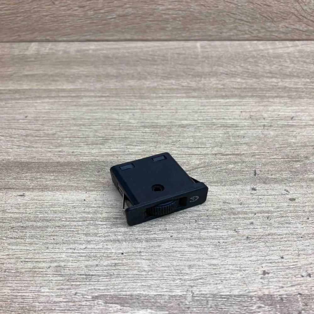 8360461   Panel lighting control switch BMW 5 E39