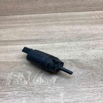 8377612   Windscreen/windshield washer pump BMW 5 E39