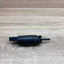 8377612   Windscreen/windshield washer pump BMW 5 E39