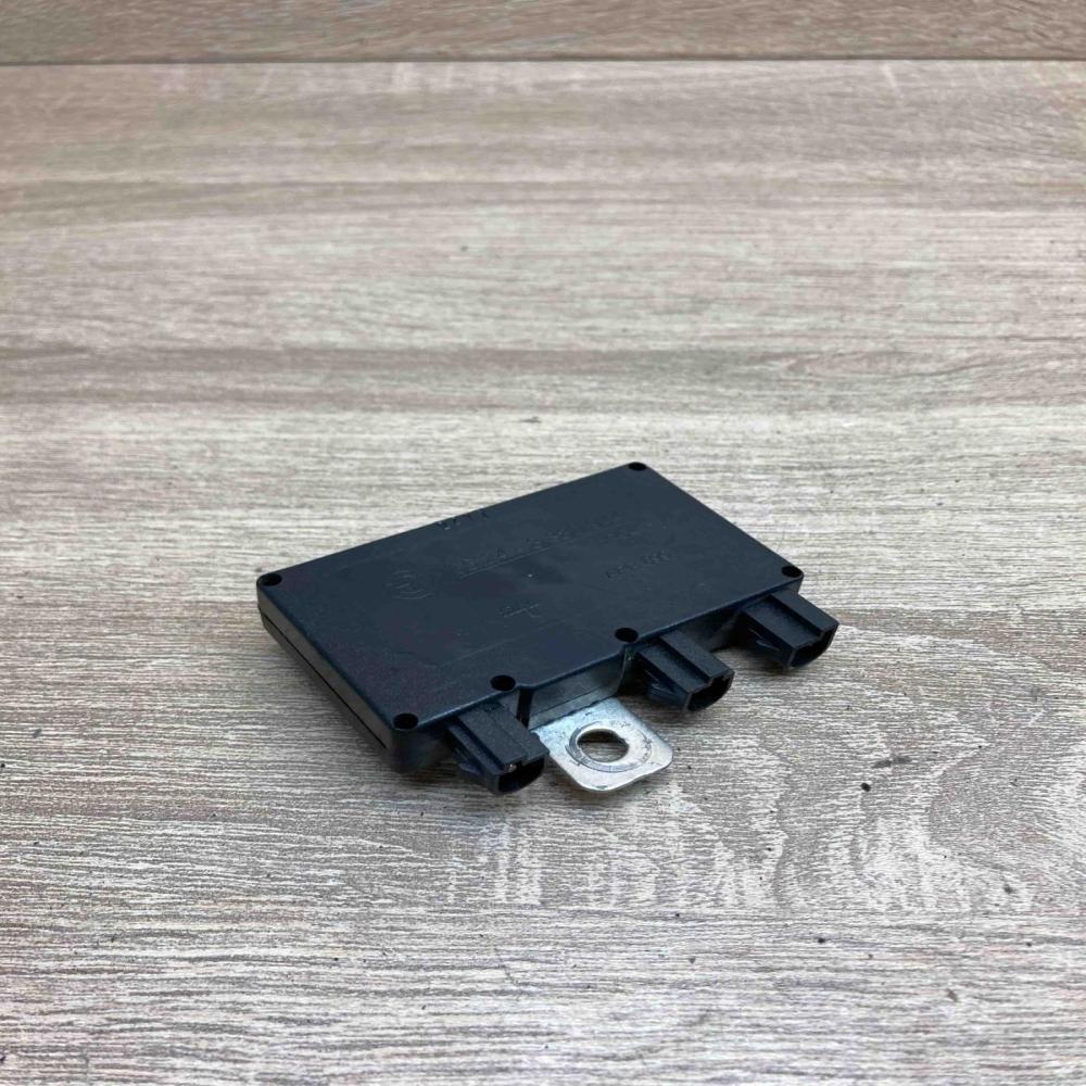 8380944   Aerial antenna amplifier BMW 3 E46