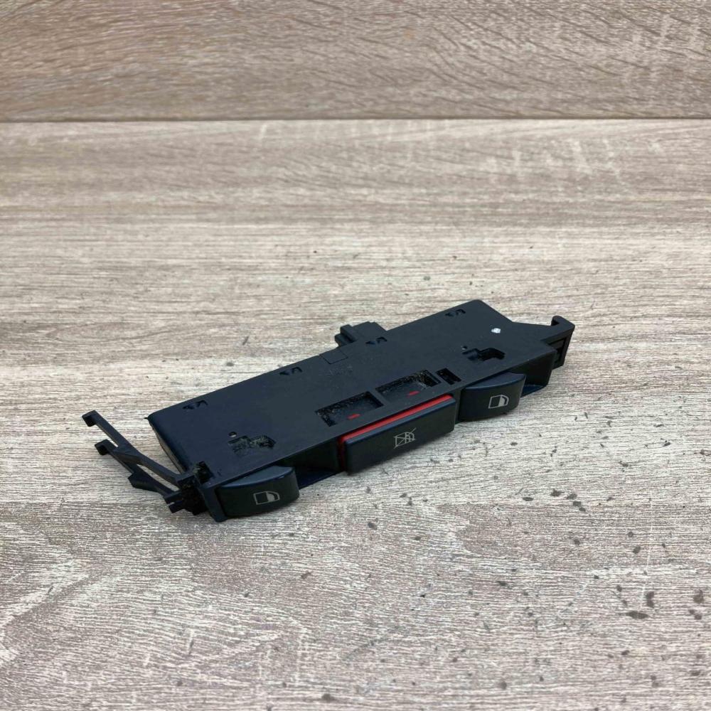 8381518 03120010  Electric window control switch BMW 3 E46