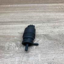 8364516 1813914725  Windscreen/windshield washer pump BMW 3 E46