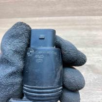8377612   Windscreen/windshield washer pump BMW 7 E65 E66