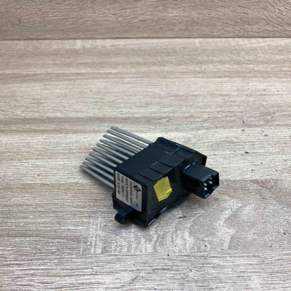 6931680 2942000002  Heater blower motor/fan resistor BMW X5 E53