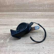 70 3881157 24148  Horn signal Volkswagen Golf V