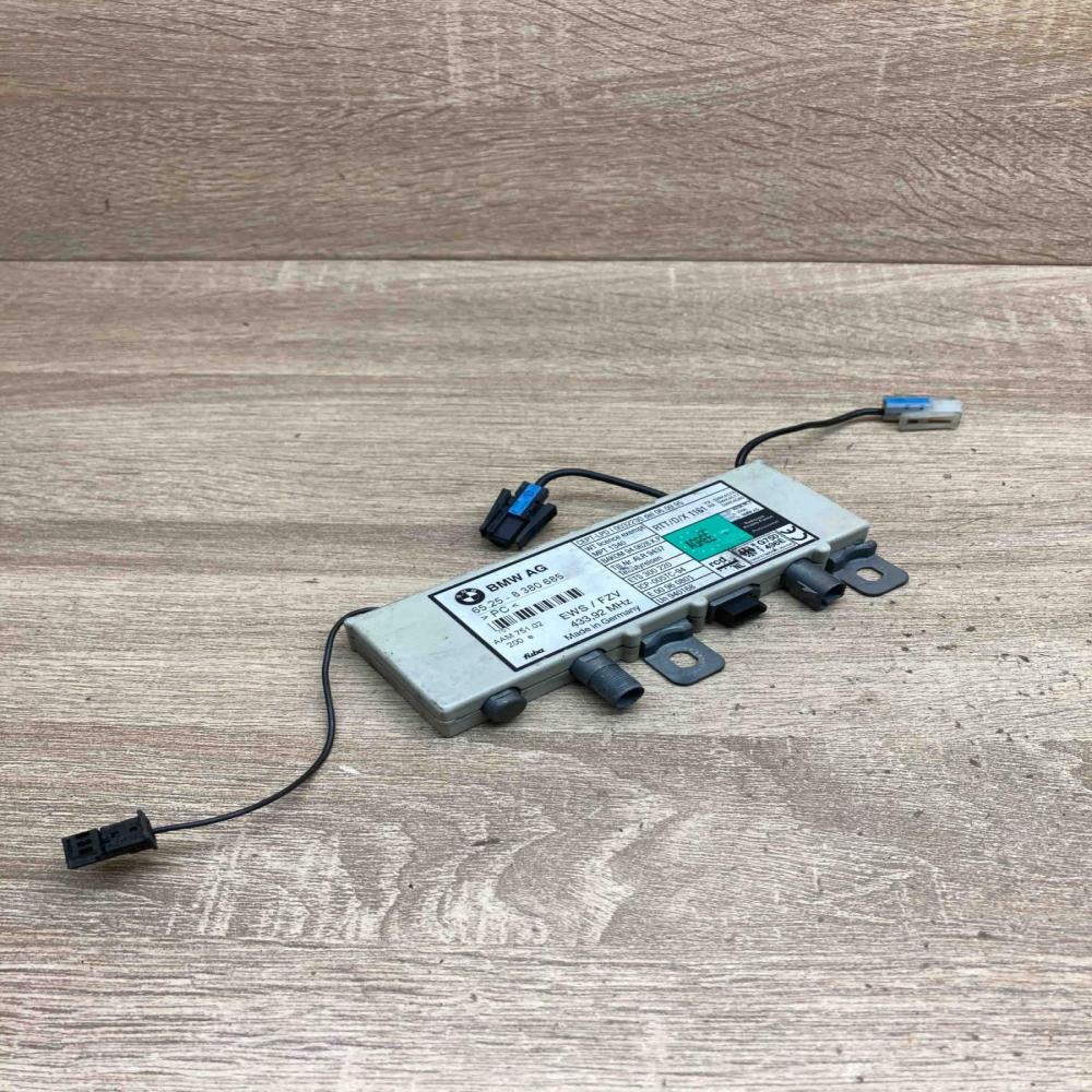 8380685   Aerial antenna amplifier BMW 5 E39