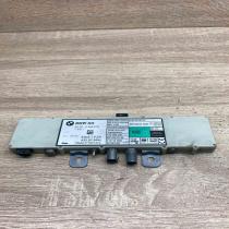 6906078 Used  Aerial antenna amplifier BMW 5 E39