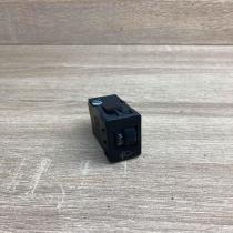 96384422XT PA66GF30  Headlight level height control switch Peugeot 307