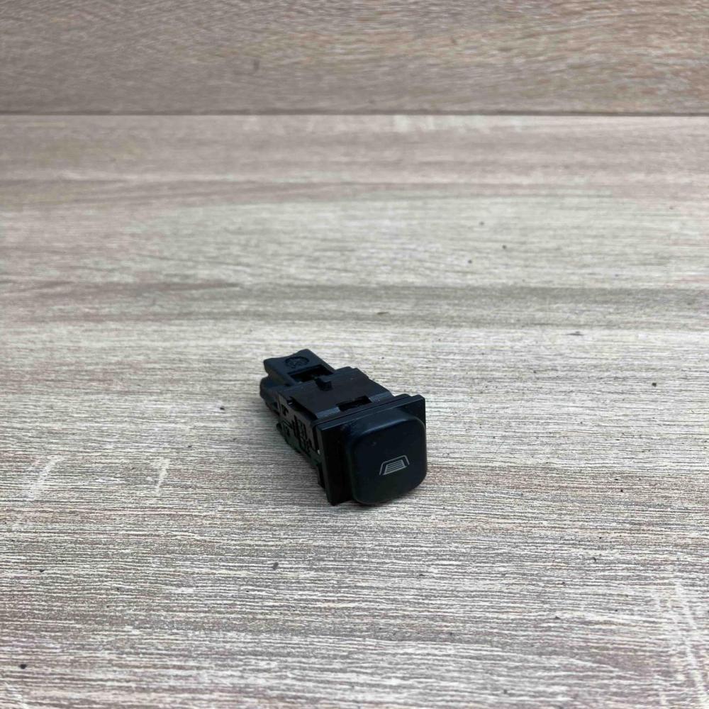 96296487ZL 231281  Other switches/knobs/shifts Peugeot 607