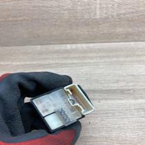 769747A 183575  Wing mirror switch Toyota Avensis Verso
