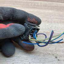 1378118 1 828736 1  Plug wire BMW 3 E36