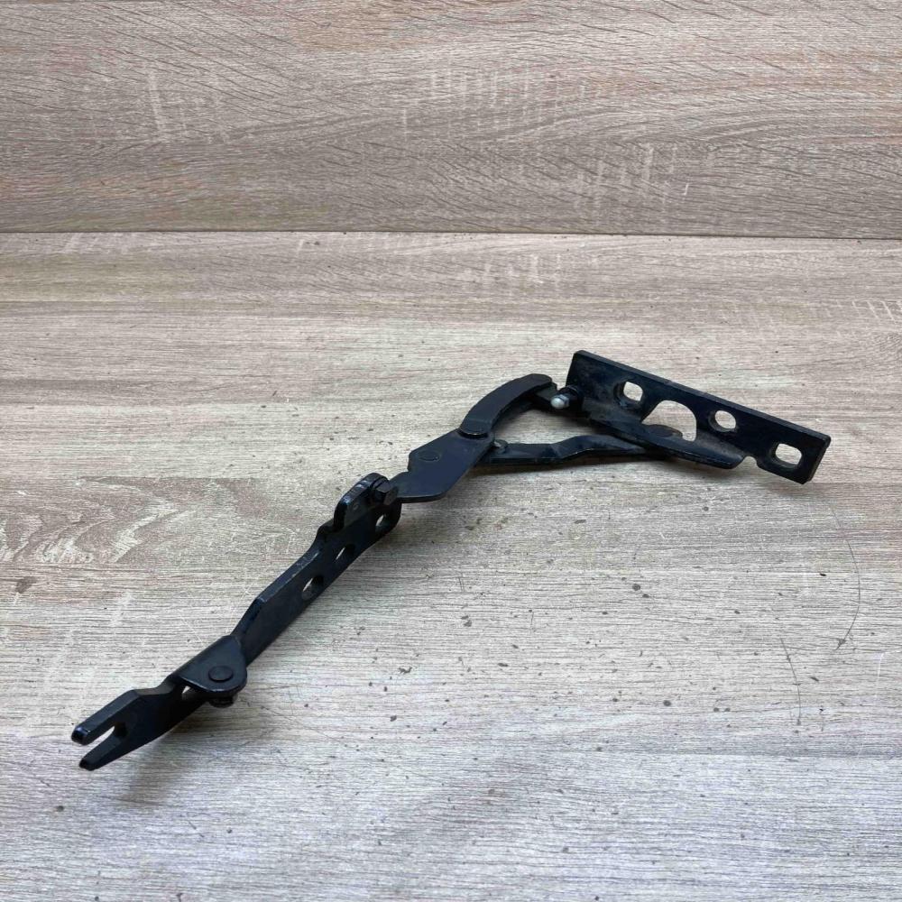 8402173   Engine bonnet/hood hinges BMW X5 E53