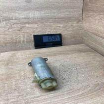 0130002532   Seat adjustment motor Jaguar XJ X350