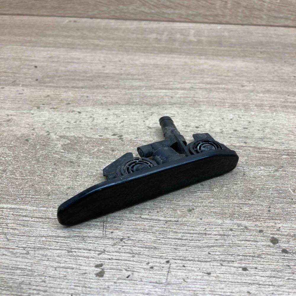 8374369   Headlight washer spray nozzle BMW 3 E46