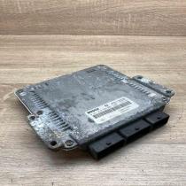 8200153946 0281010556  Engine control unit/module ECU Renault Laguna II