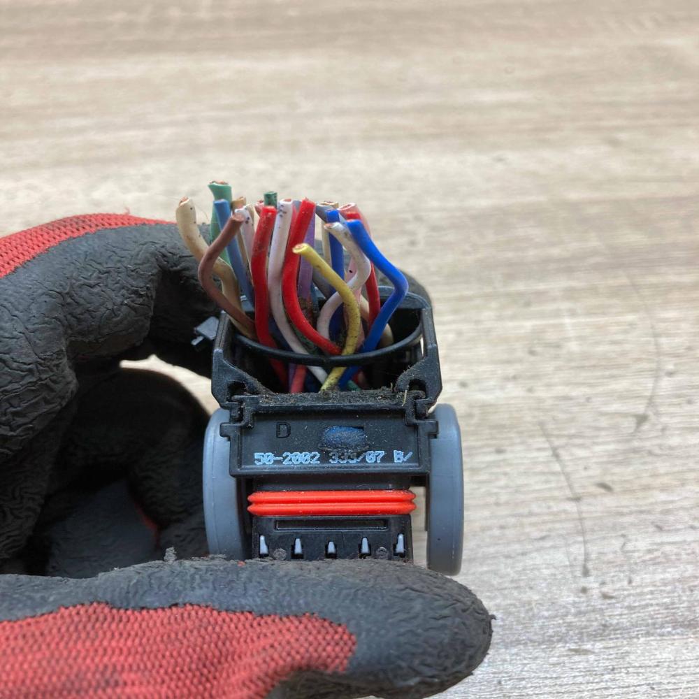 50 2002333 07B   Plug wire BMW X5 E70