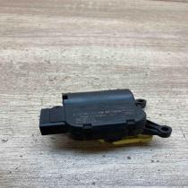 1K2907511C 0132801342  Air flap motor/actuator Volkswagen Touran II