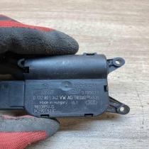 1K2907511C 0132801342  Air flap motor/actuator Volkswagen Touran II
