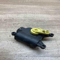 1K2907511C 0132801342  Air flap motor/actuator Volkswagen Touran II