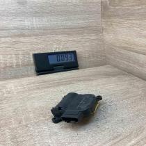 1K2907511C 0132801342  Air flap motor/actuator Volkswagen Touran II